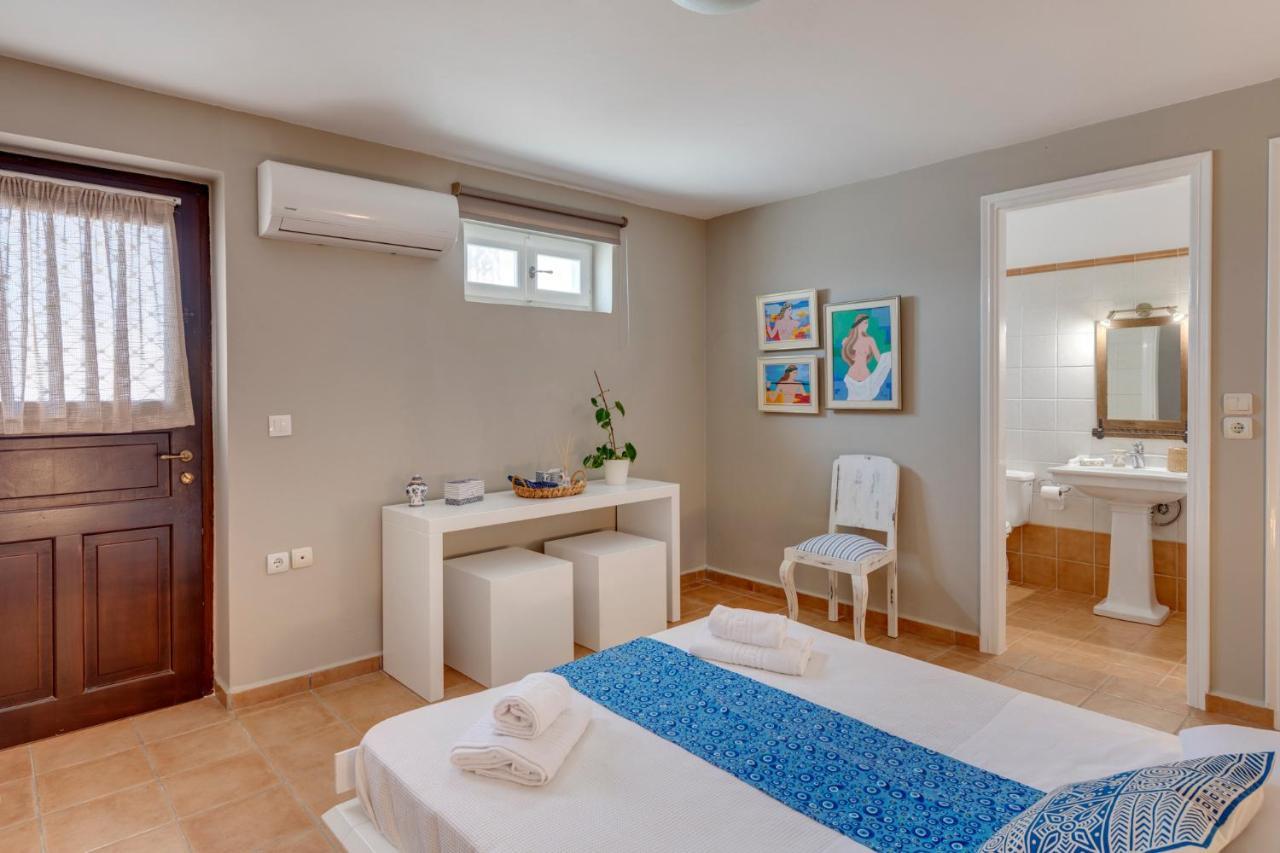 Cycladic Aura - Traditional Holiday Cottage Finikas  Bagian luar foto