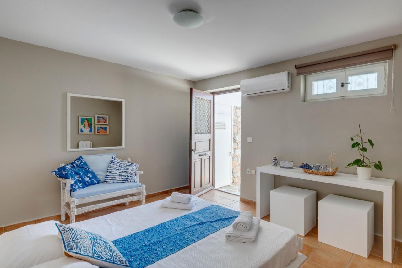 Cycladic Aura - Traditional Holiday Cottage Finikas  Bagian luar foto